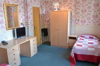 Garden Court 3* Лондон
